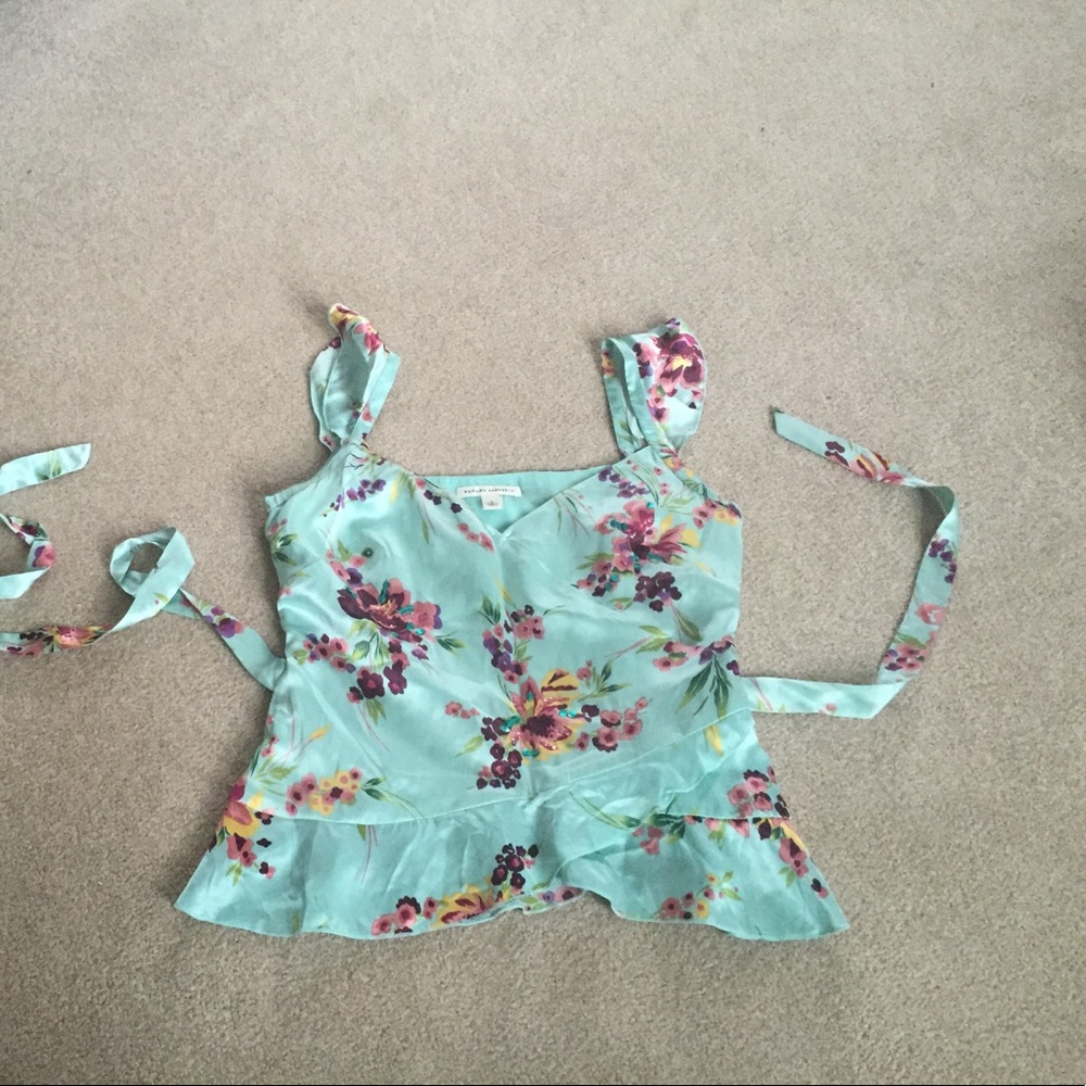 Super cute dress top for summer