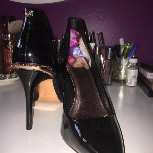 Ted Baker - Picture 2 of 8