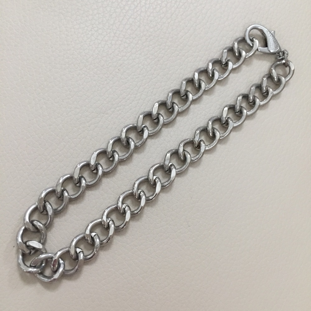 HRH Collection Luxe Round Gauge Bracelet