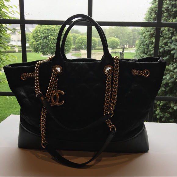 CHANEL Handbags - Chanel quilted lamb skin tote