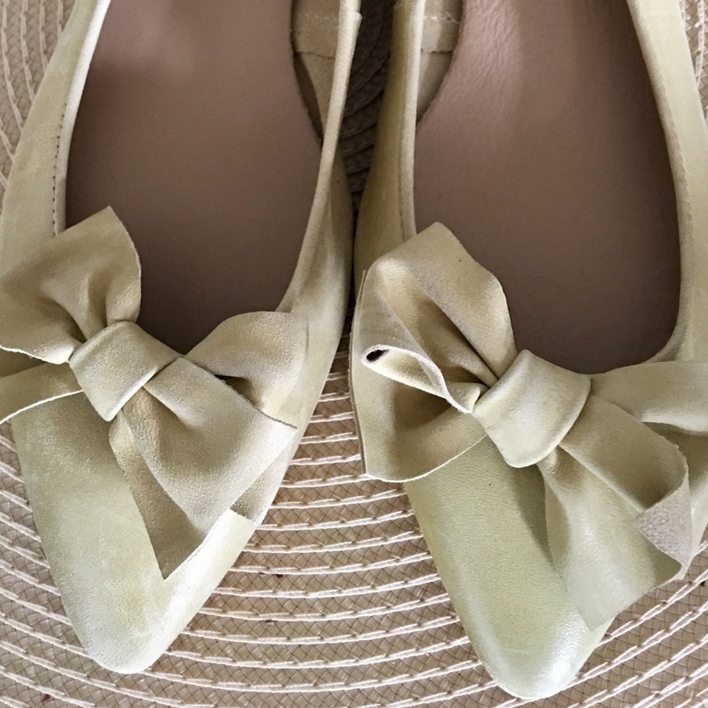 Mercanti Florentini all leather flats PRICE DROP