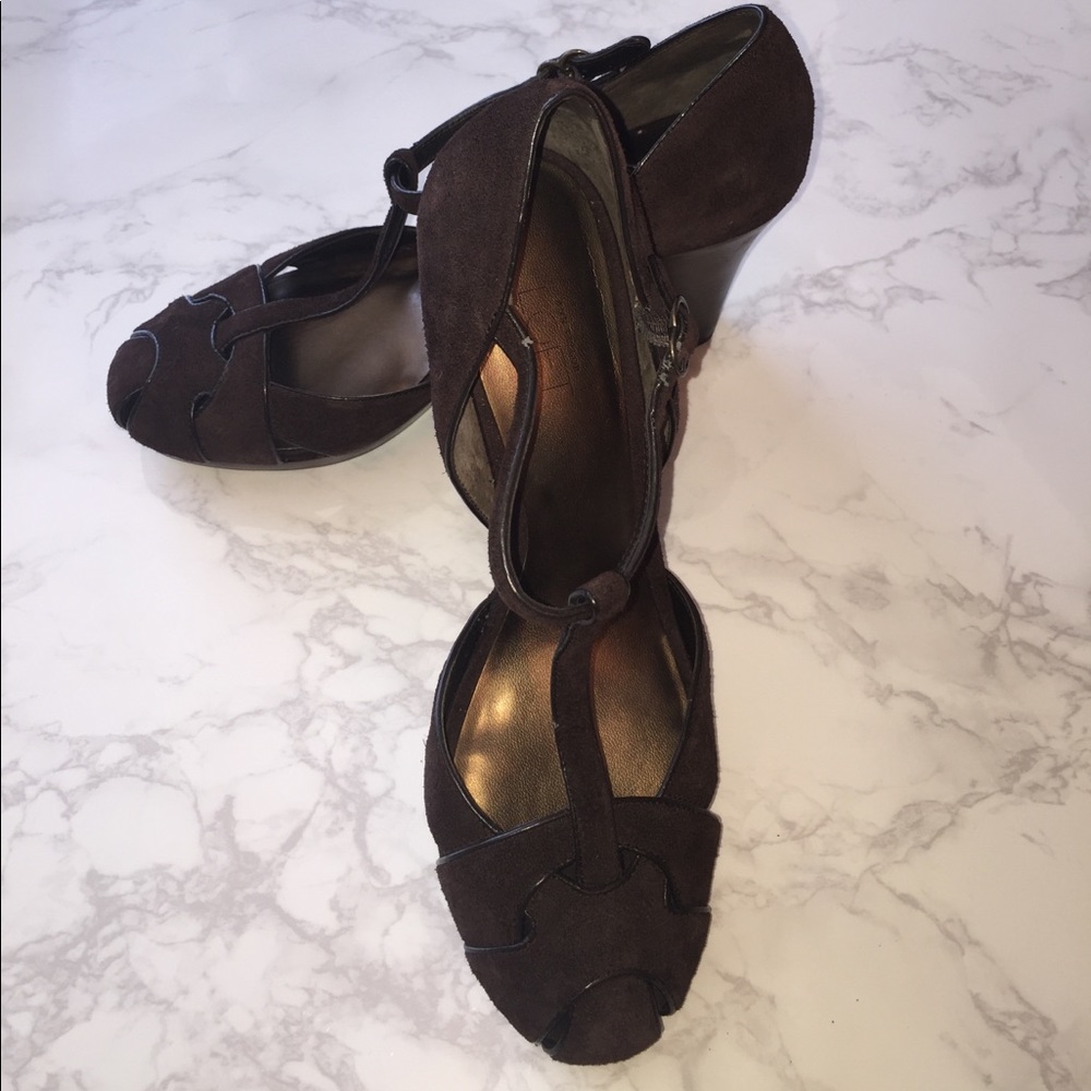 Ann Taylor Loft suede shoes sz9 EUC