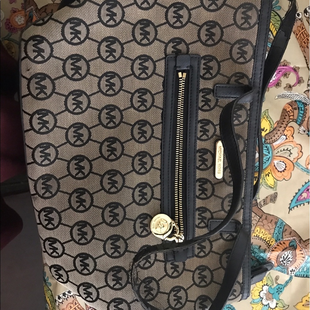 Michael Kors black purse