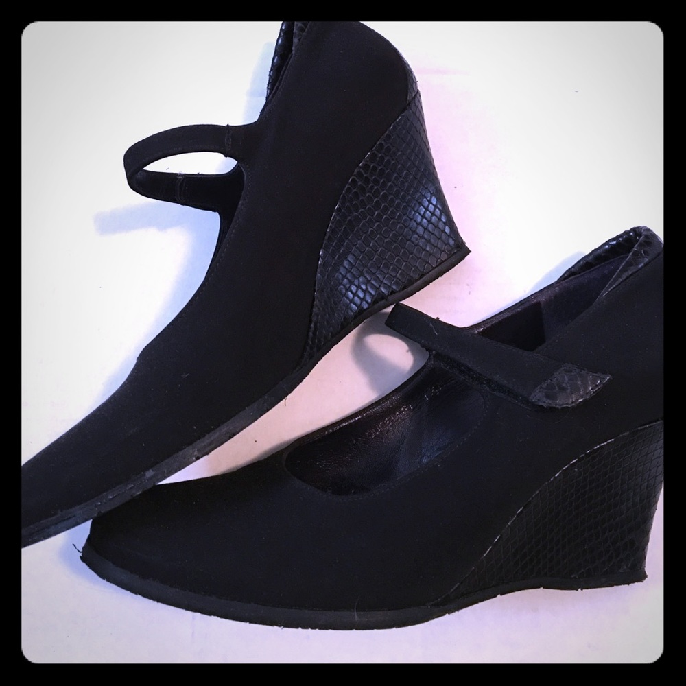 Donald J. Pliner Black Dress Shoes