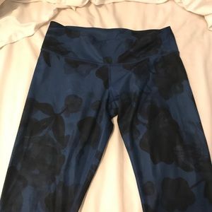 Lulu Lemon wunder under crops