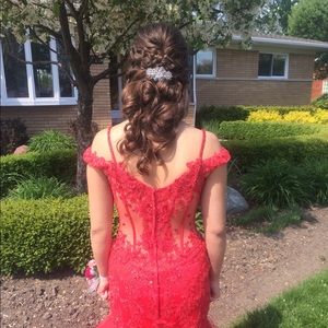 Meet your Posher, Sara