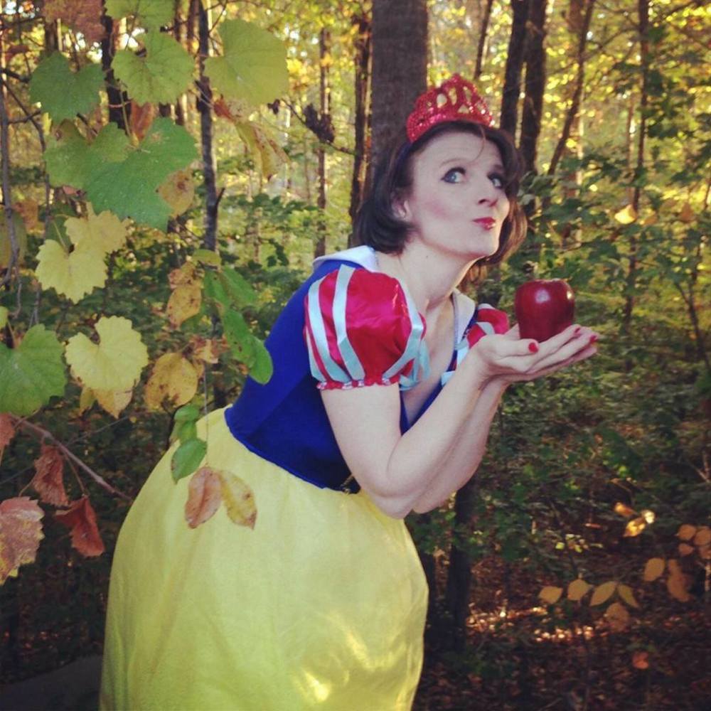 Meet your Posher, Jennifer