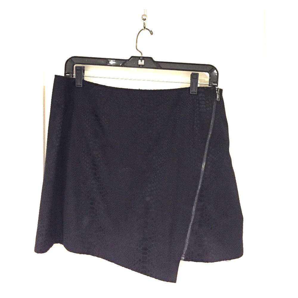 Black mini skirt