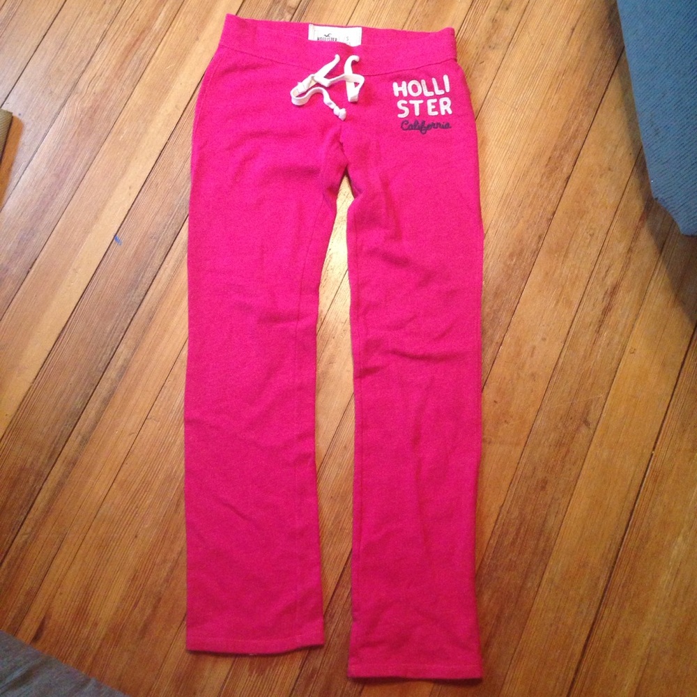Pink hollister sweat pants good condition