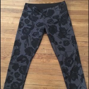 Lululemon crops.