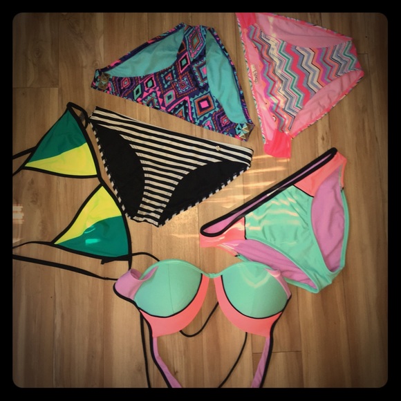 BUNDLE OVER 50% OFF 4 BOTTOMS 2 SWIM TOPS - Picture 1 of 8