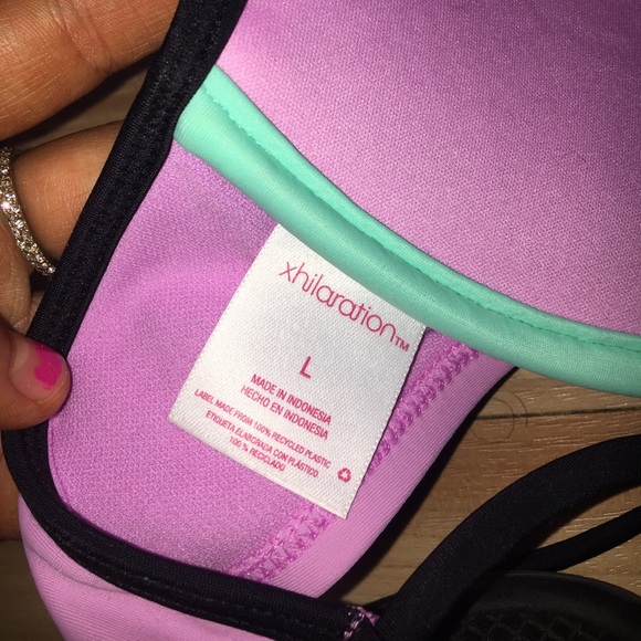 BUNDLE OVER 50% OFF 4 BOTTOMS 2 SWIM TOPS - Picture 3 of 8