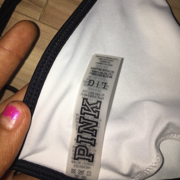 BUNDLE OVER 50% OFF 4 BOTTOMS 2 SWIM TOPS - Picture 8 of 8