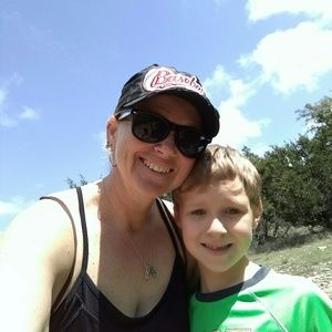 Meet your Posher, Angi