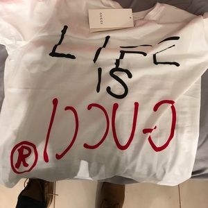 Gucci tshirt
