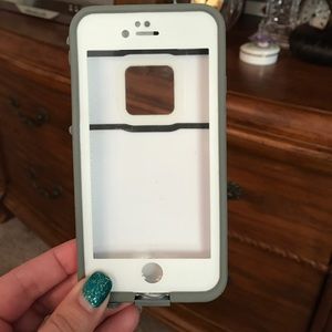 Life proof case for iPhone 6