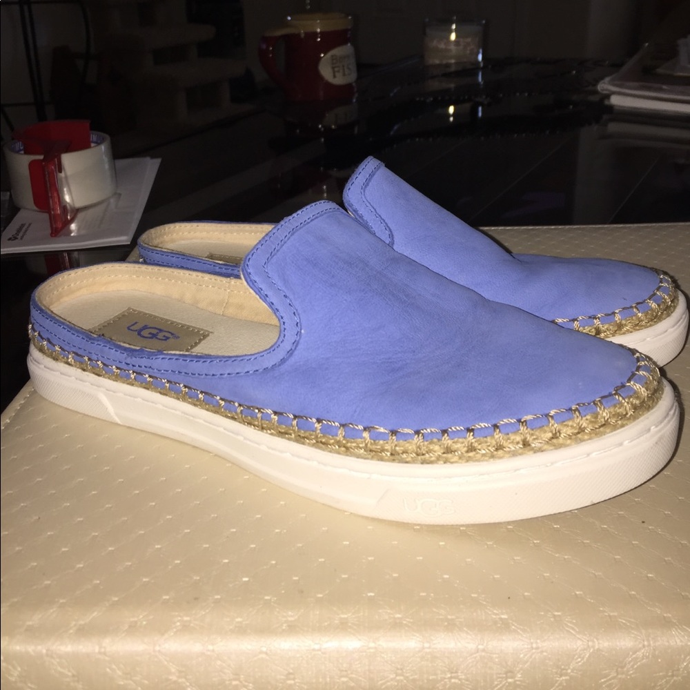 TRADED💋Ugg slipons size 7 - Picture 7 of 8