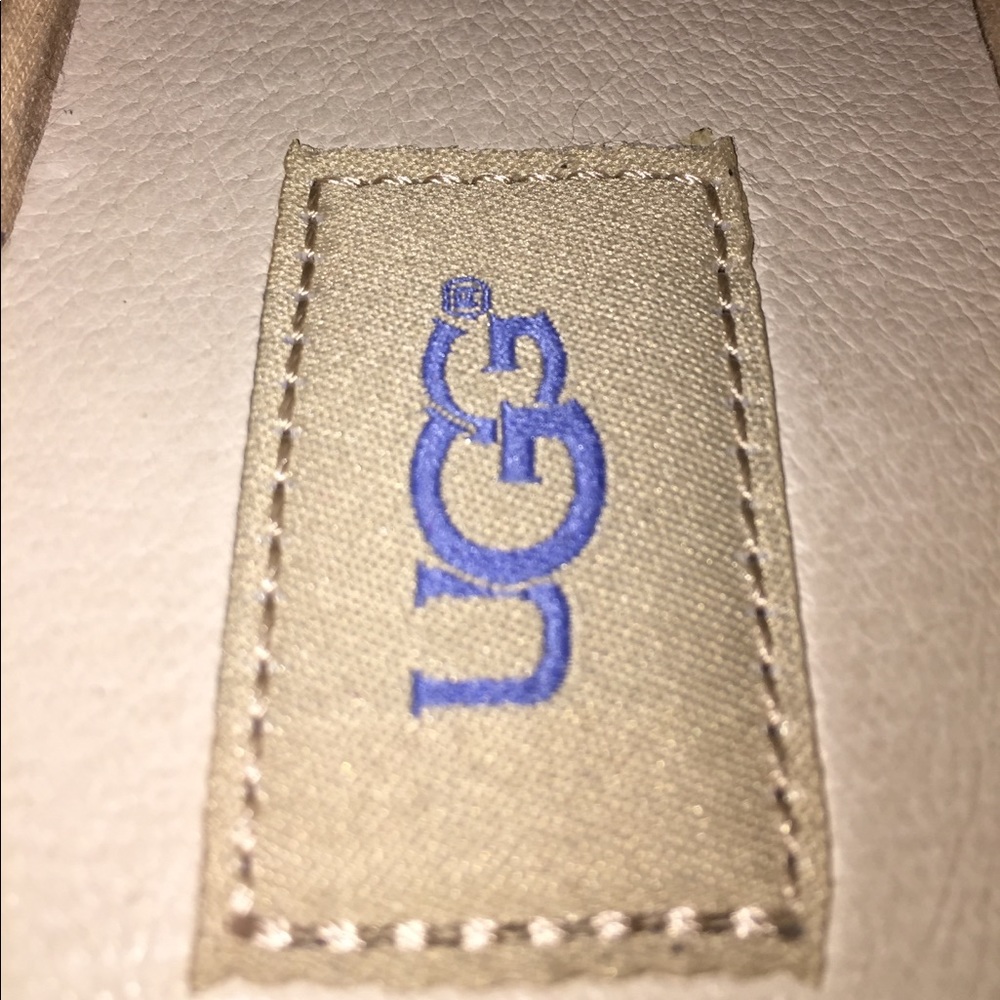 TRADED💋Ugg slipons size 7 - Picture 8 of 8