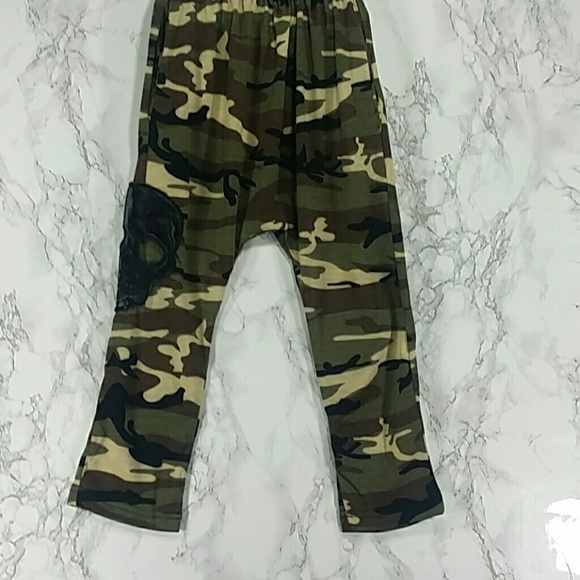 Other - SALE***Camo Skull jogger pants. Kids   :)