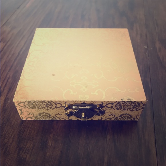 14k gold jade bangle/bracelet - Picture 1 of 8