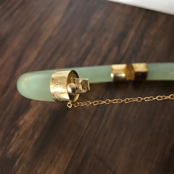 14k gold jade bangle/bracelet - Picture 8 of 8
