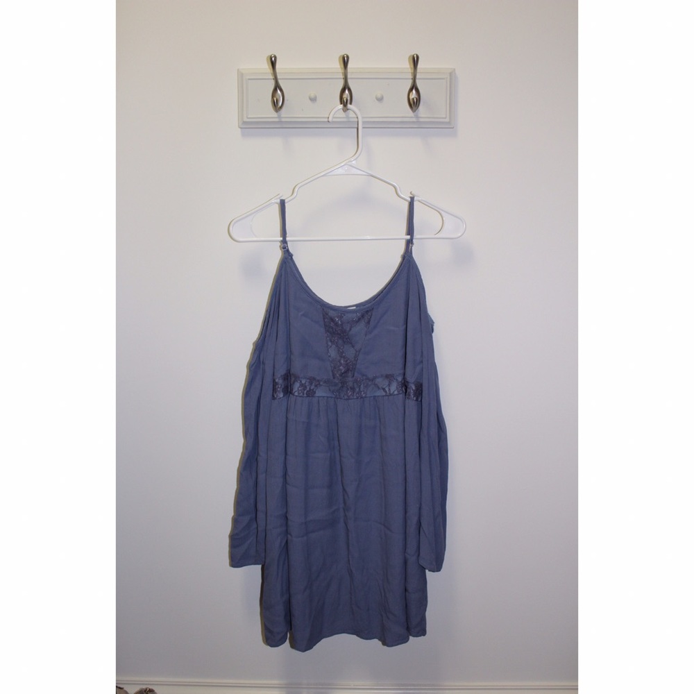 Dress with cut out shoulders