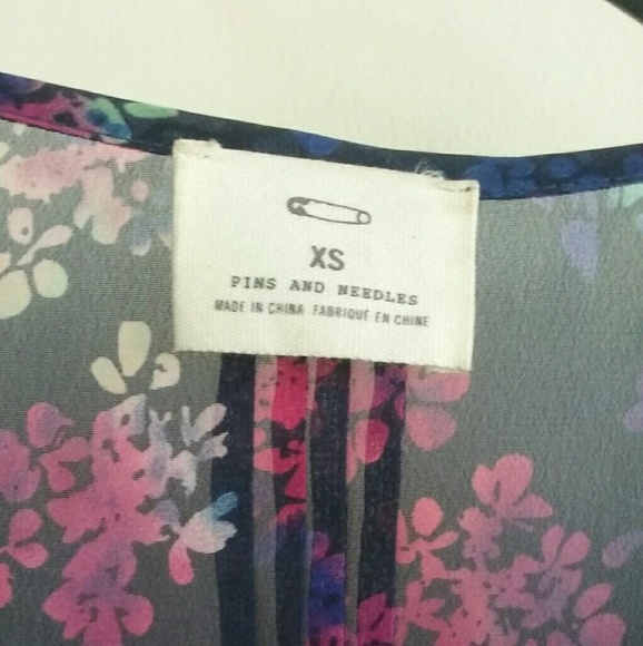 Urban Outfitters Sheer Floral Blouse XS - Picture 3 of 4