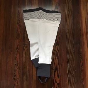 Lululemon reversible leg warmers - white and grey
