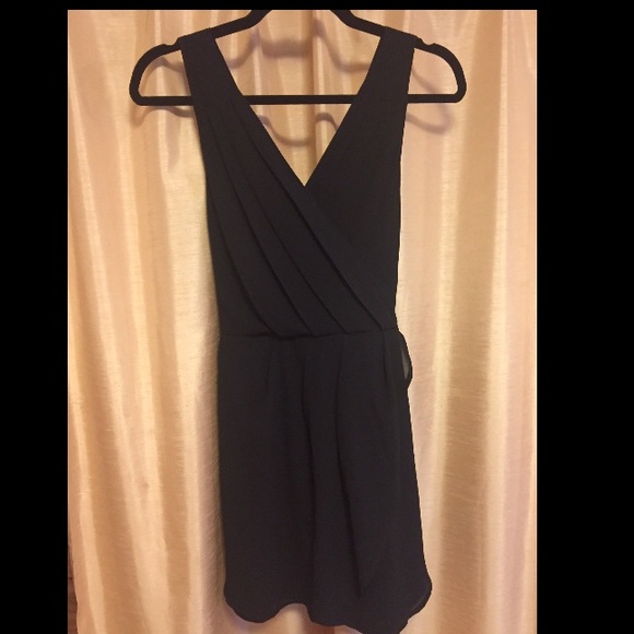 S Black Tobi Dress - Picture 3 of 3