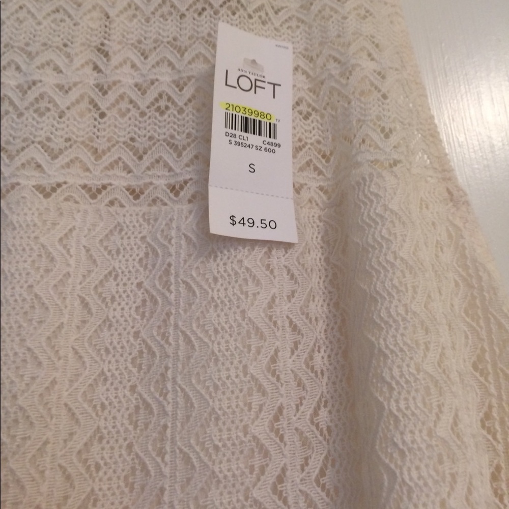 Loft - Lace Sleeveless Top - Picture 2 of 2