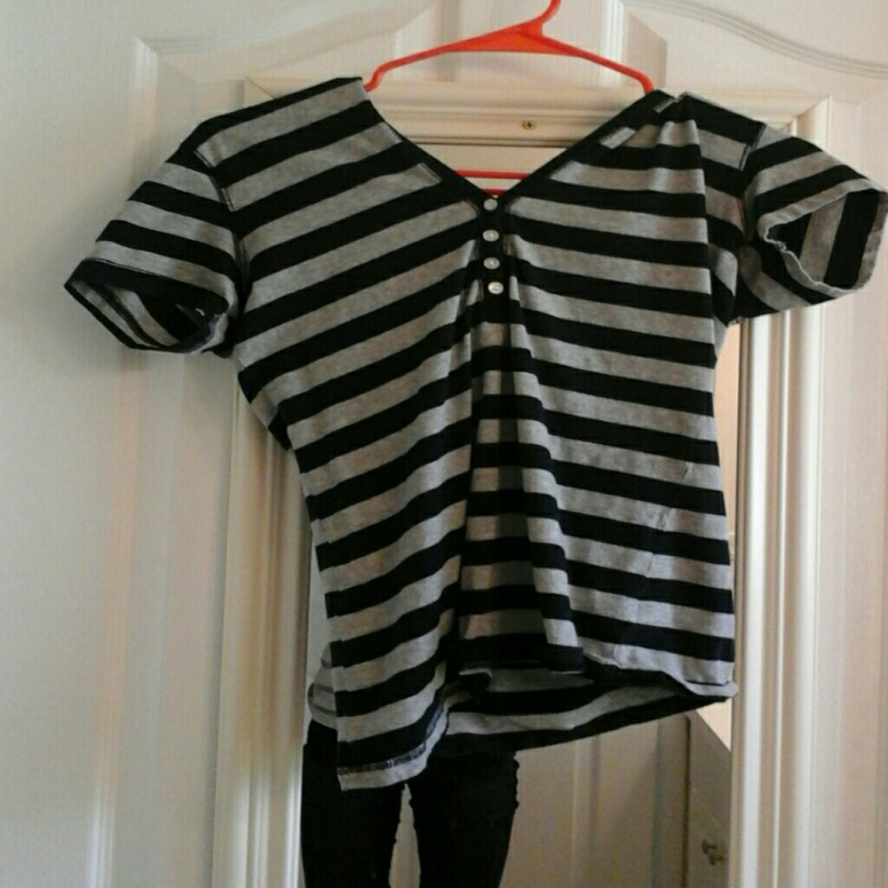 Striped hooded shirt