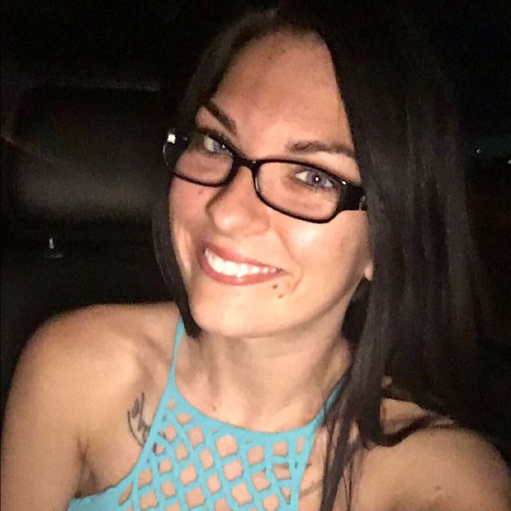 Meet your Posher, Brooke