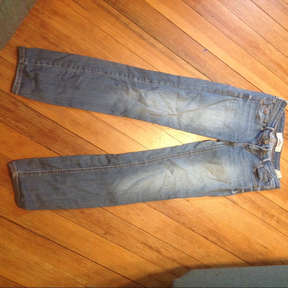 Hollister jeans