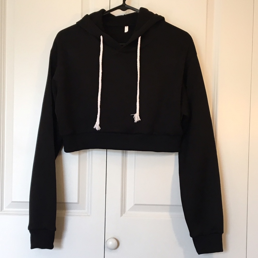 Cropped hoodie