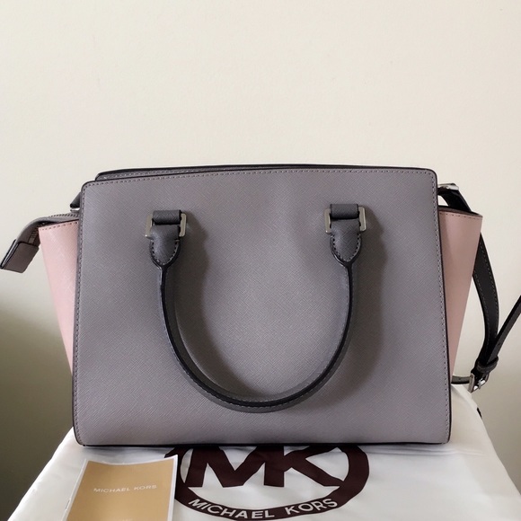 Michael Kors Selma Medium With Large Wallet - Picture 3 of 8