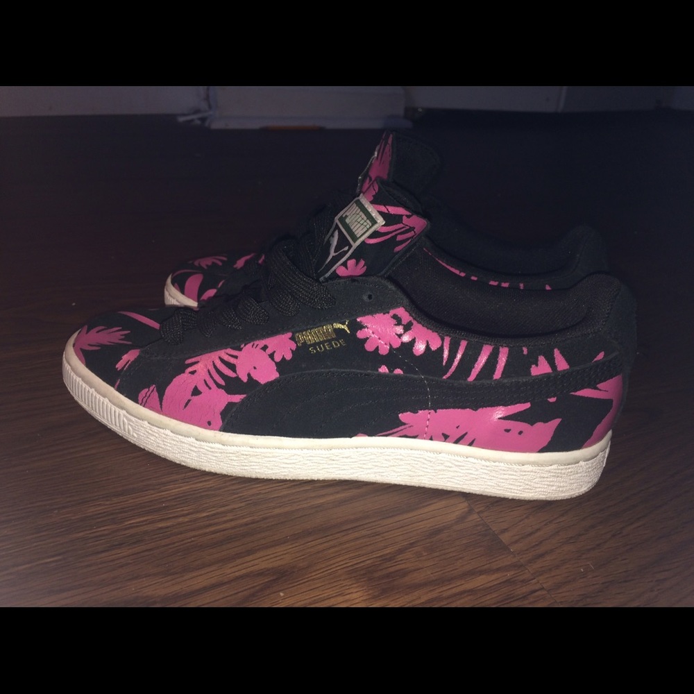 Puma sneakers