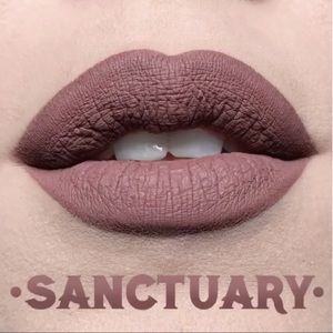Kat Von D Lipstick in Sanctuary