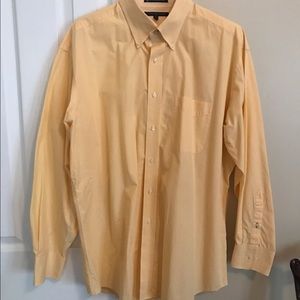 Men's Tommy Hilfiger dress shirt