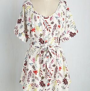 Medium Format Memory Tunic in Sprigs in XL