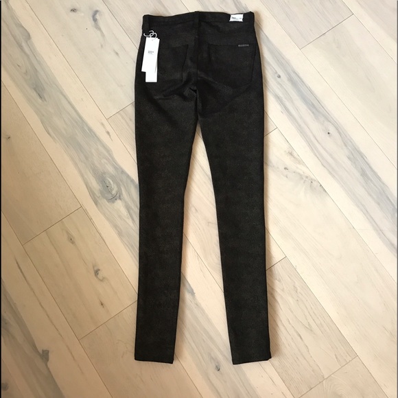 ❌SOLD❌NWT Hudson sparkle NICO mid-rise skinnies - Picture 3 of 4