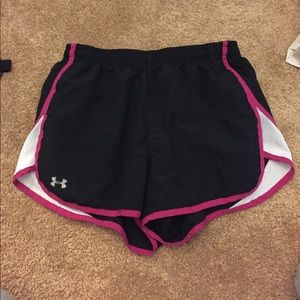 SOLD ✖️Under armour running shorts