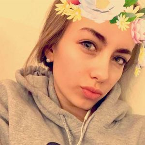 Meet your Posher, Hailey