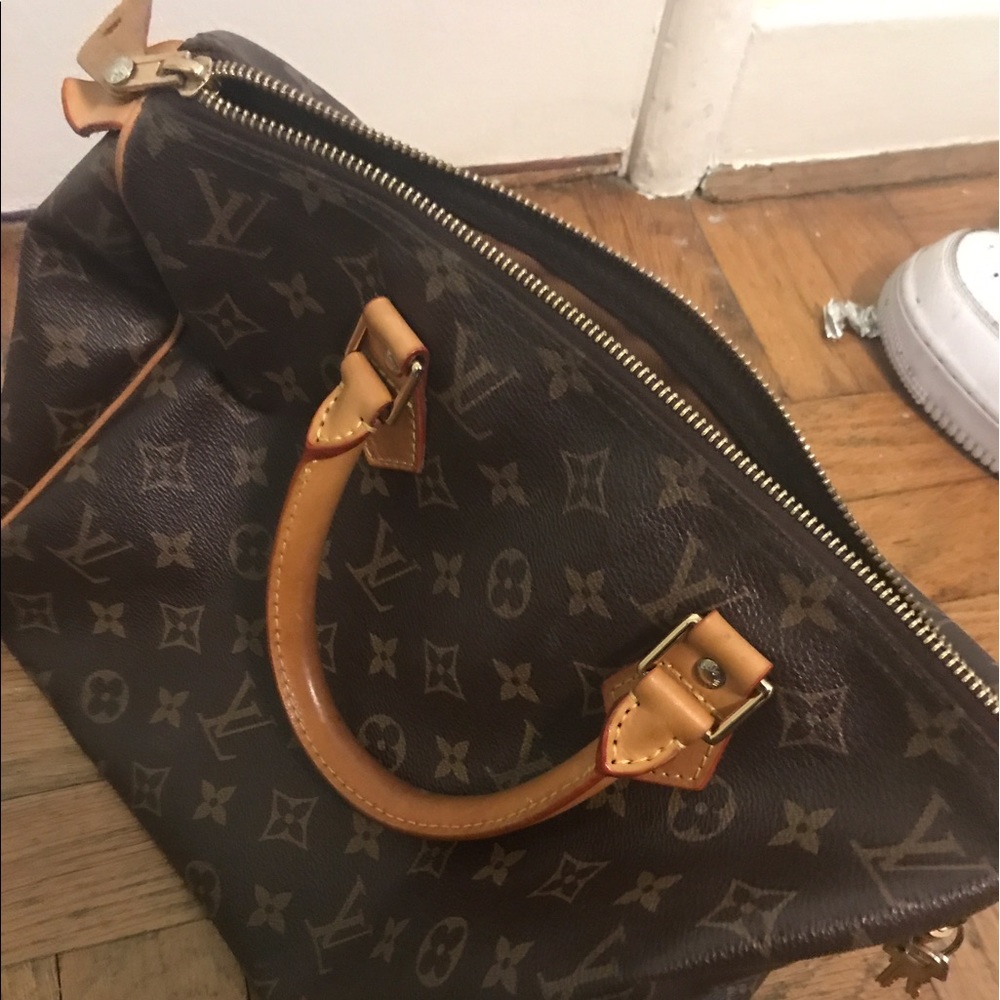Louis Vuitton Purse/bag