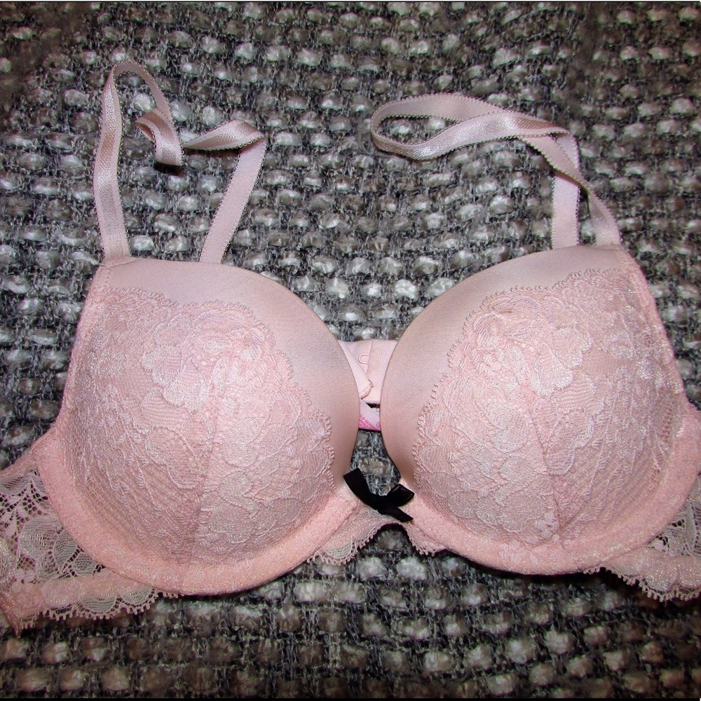 Victoria's Secret Push-Up Bra 34A