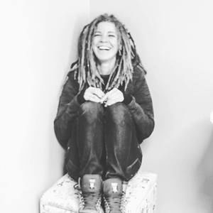 Meet your Posher, Dominique