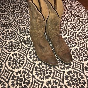 Ariat Cowgirl Boots