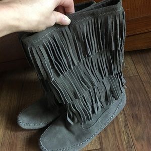 Lauren Conrad fringe grey boots