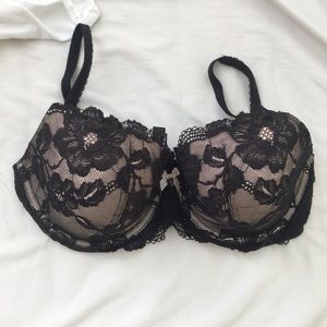 Victoria secret. Body by Victoria lined lace Demi