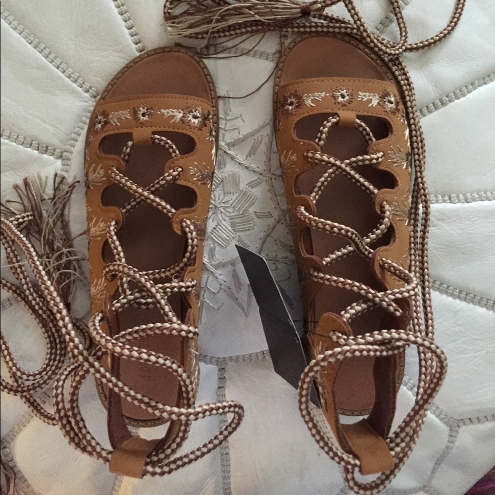 Forever 21 wrap tie gladiator sandals
