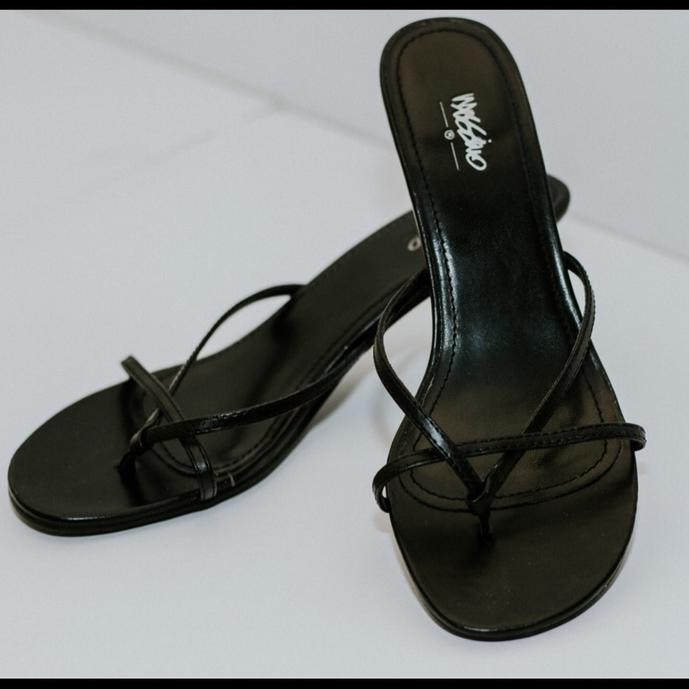 Mossimo Black Strap Heels